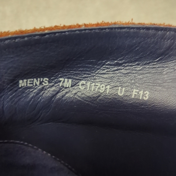 Cole Haan Colton Chukka Boots - Picture 10 of 11